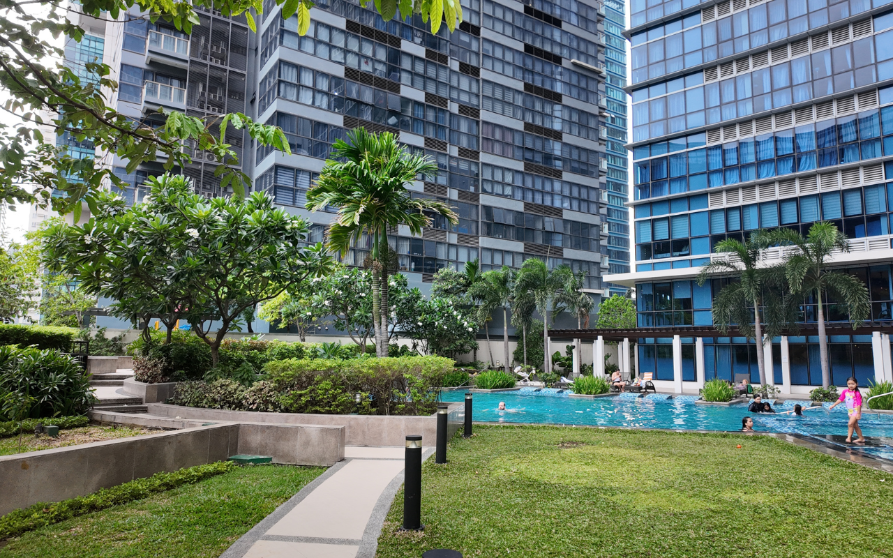Shared swimming pool at a ReluxeBnB property
